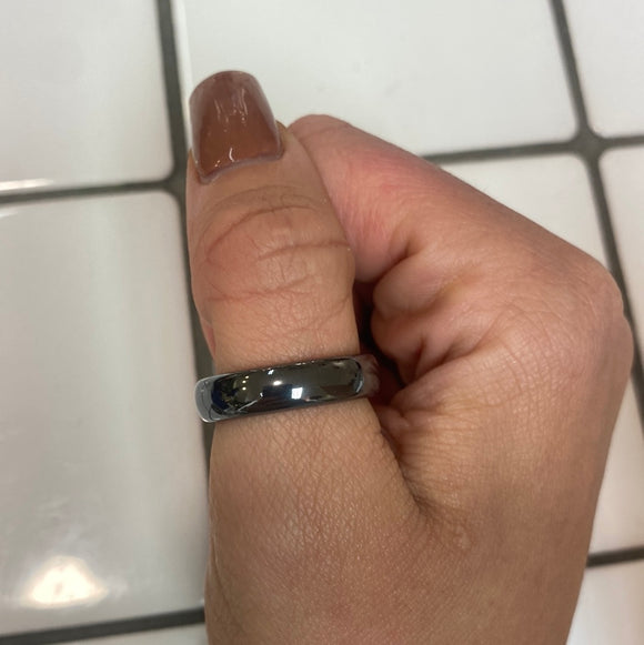 Hematite puffed ring