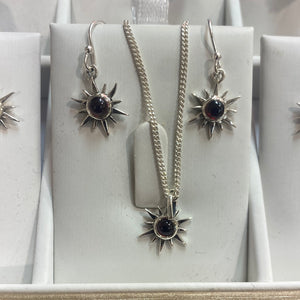 garnet star earrings/necklace set