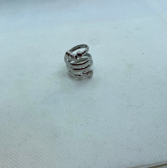 Silver double twisted nefertiti ring