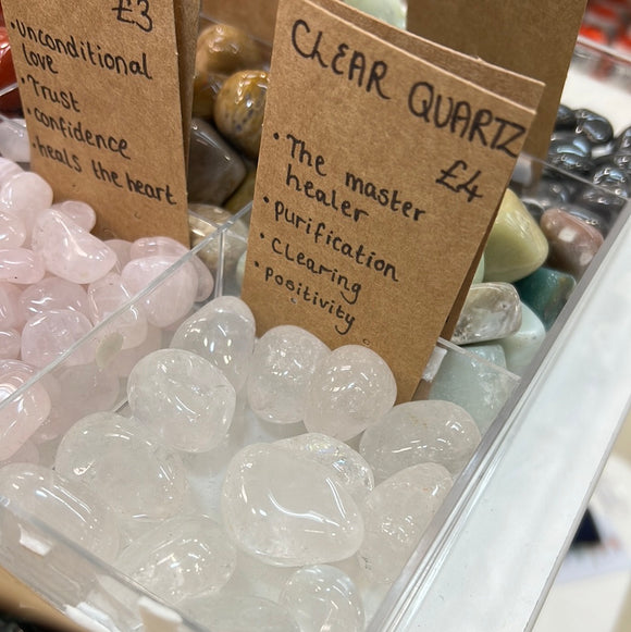 Clear quartz tumble